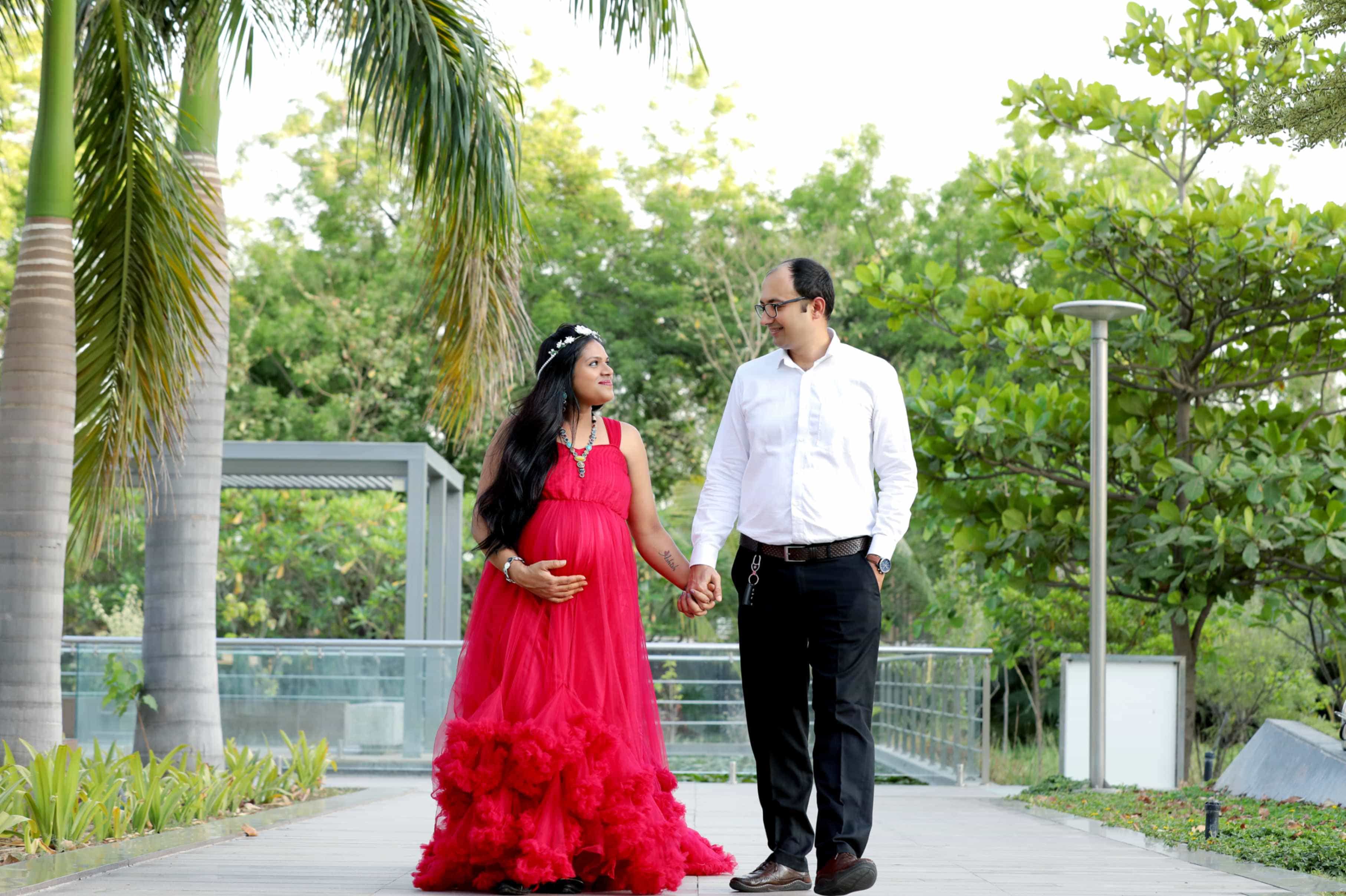 Maternity photo shoot in Ahmedabad