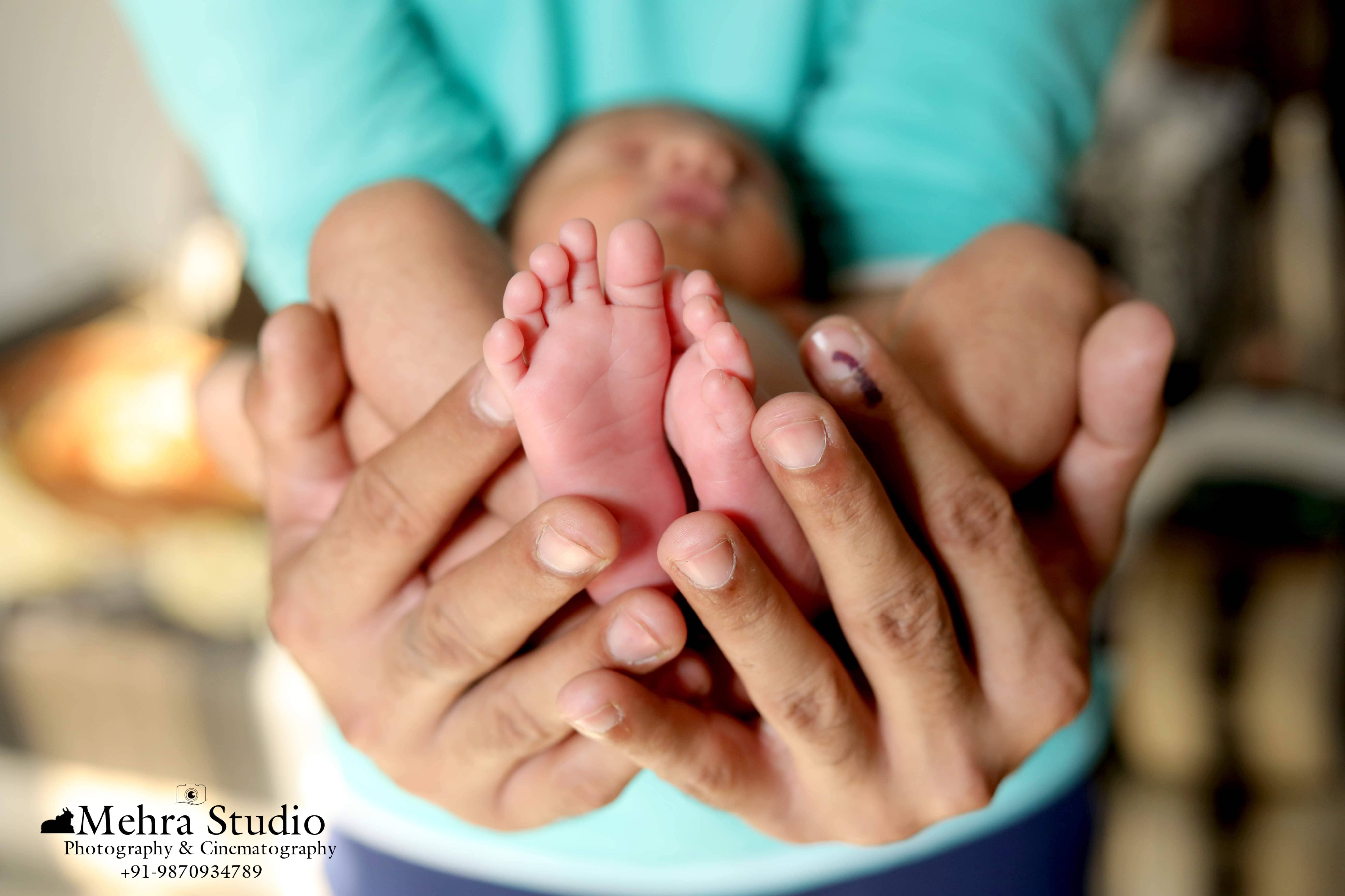 newborn baby photography studio in Ahmedabad